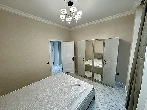Satılır 2 otaqlı mənzil 88 m²