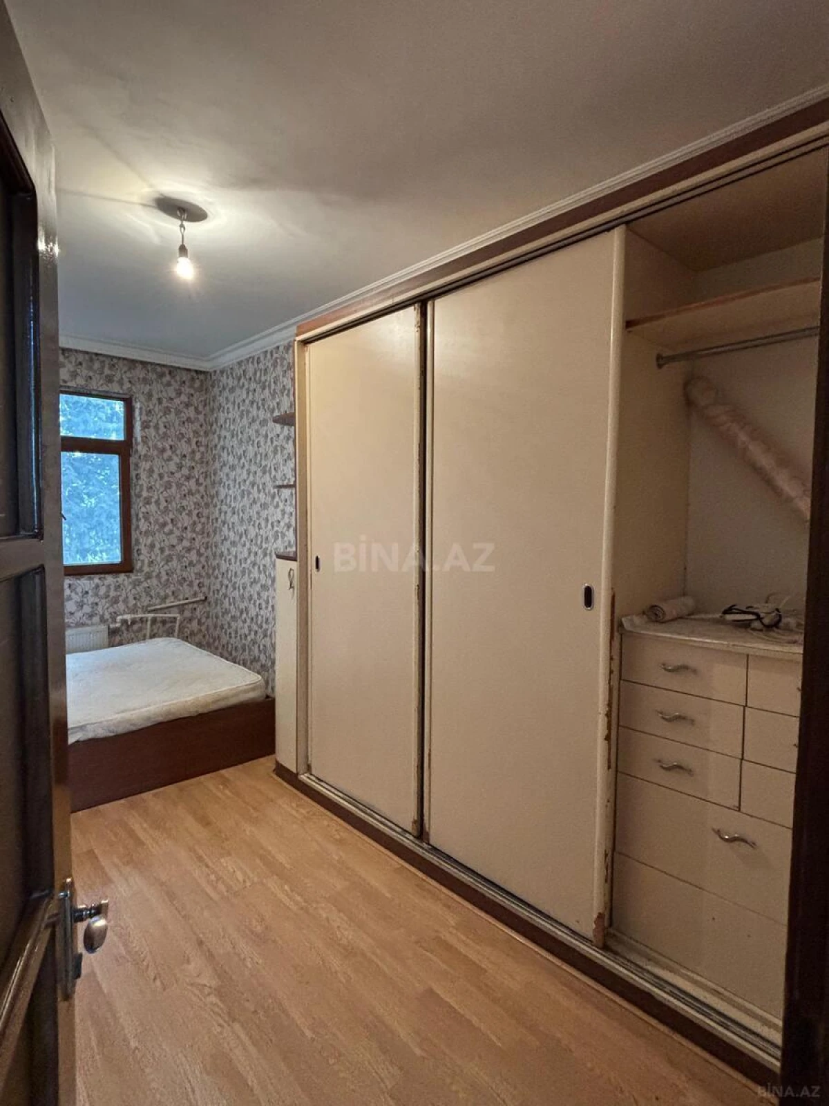 Satılır 2 otaqlı mənzil 52 m²