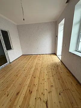 Satılır 1 otaqlı həyət evi 40 m²