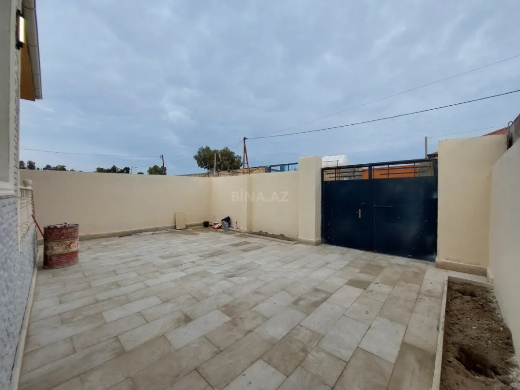 Satılır 3 otaqlı həyət evi 100 m²