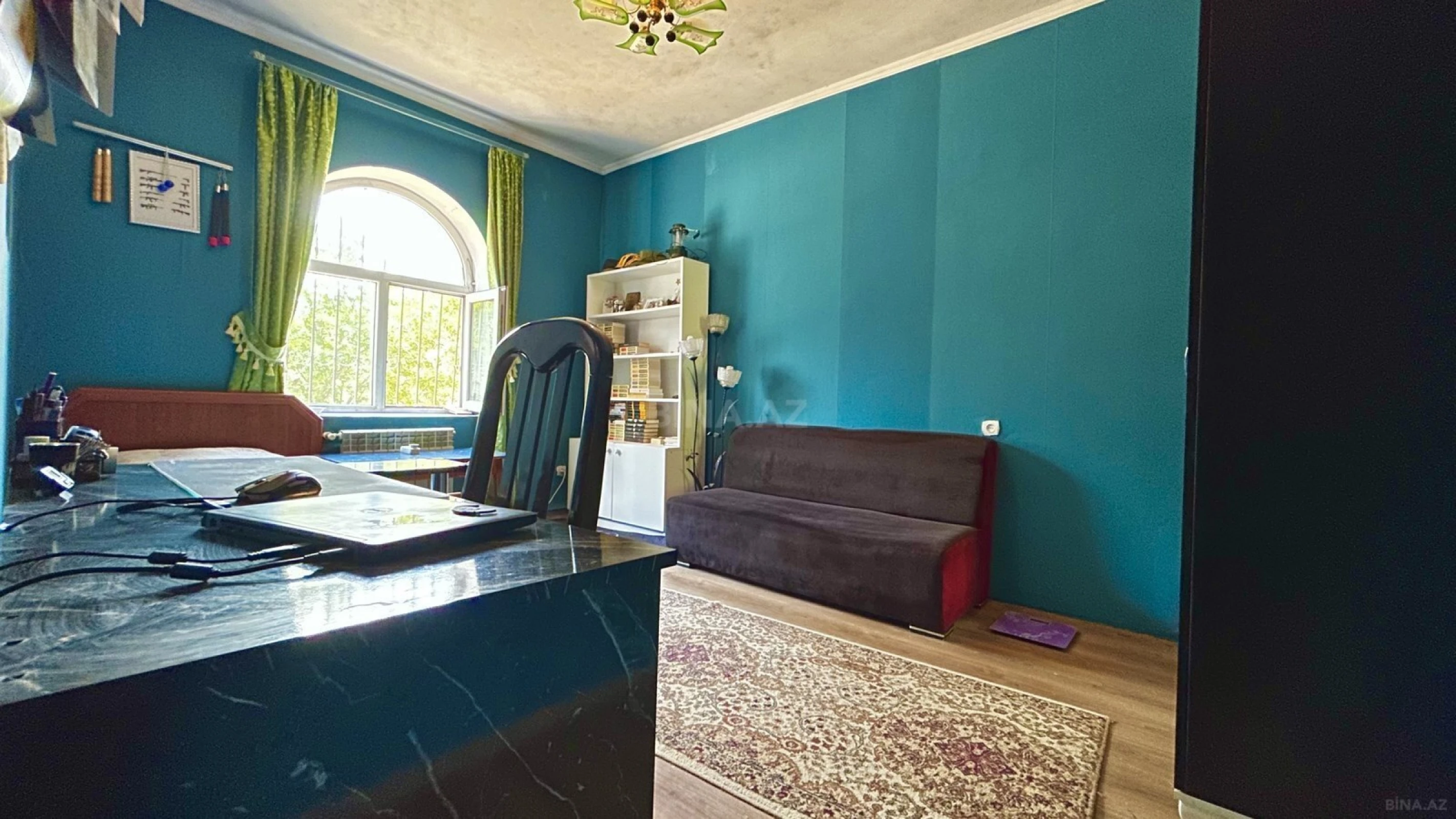 Satılır 6 otaqlı həyət evi 172 m²