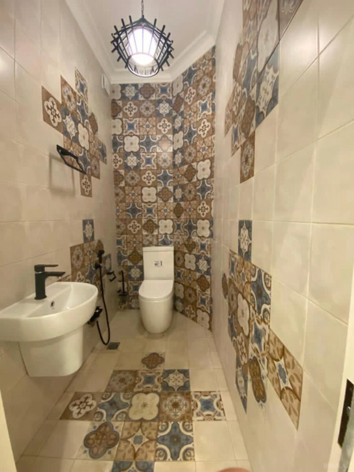 Satılır 4 otaqlı mənzil 94 m²