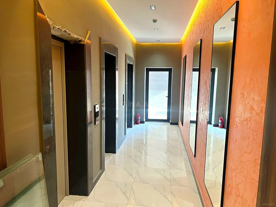 Satılır 2 otaqlı mənzil 104.4 m²