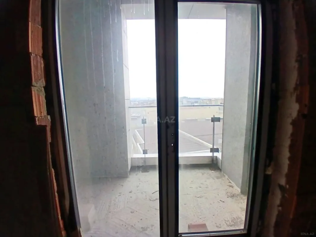 Satılır 2 otaqlı mənzil 104.4 m²