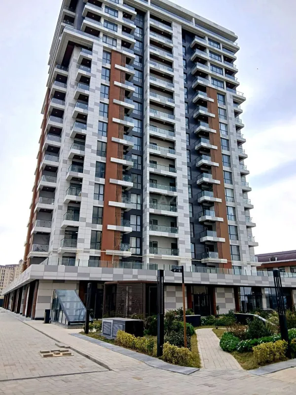 Satılır 2 otaqlı mənzil 104.4 m²