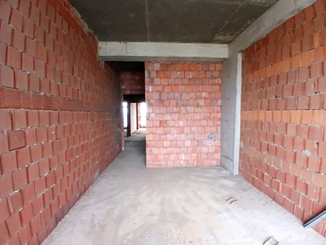 Satılır 2 otaqlı mənzil 104.4 m²