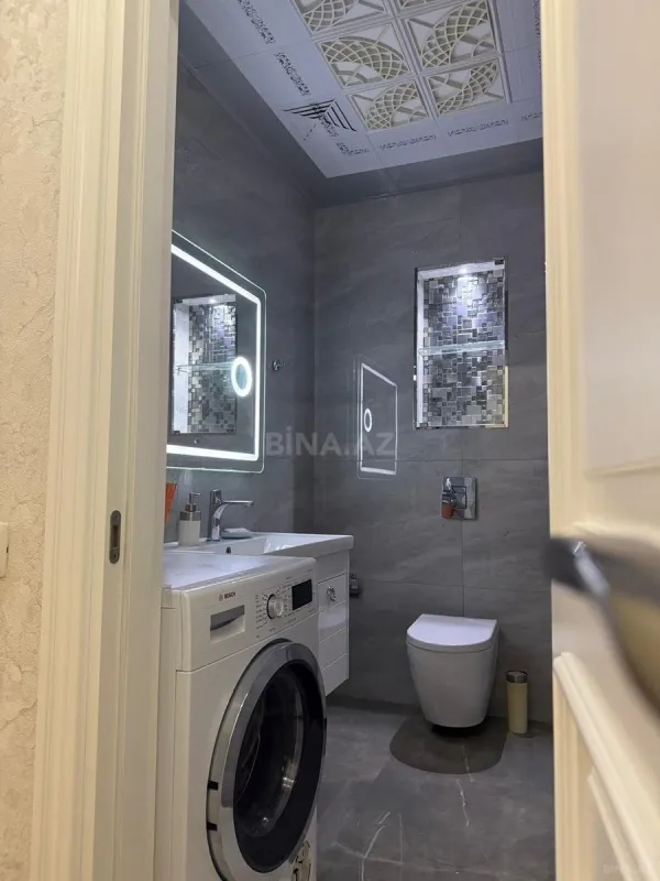 Satılır 3 otaqlı mənzil 145 m²