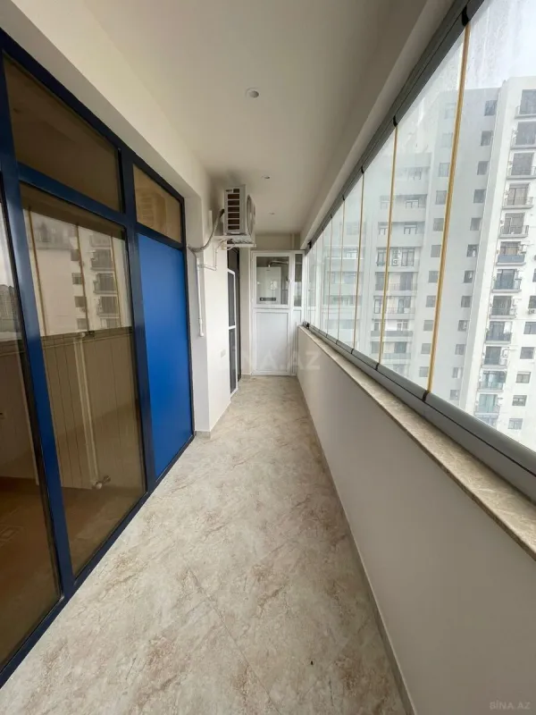 Kirayə verilir 6 otaqlı mənzil 250 m²