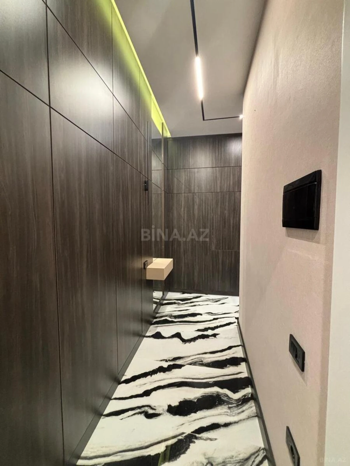 Kirayə verilir 2 otaqlı mənzil 65 m²