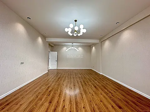 Satılır 3 otaqlı mənzil 145 m²