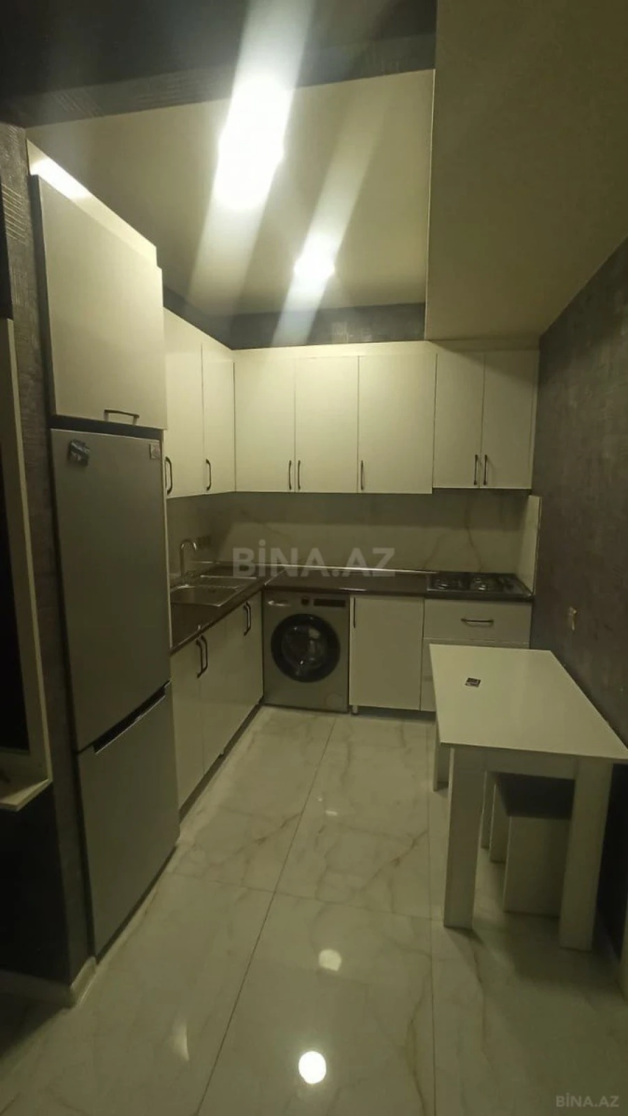 Kirayə verilir 3 otaqlı mənzil 68 m²