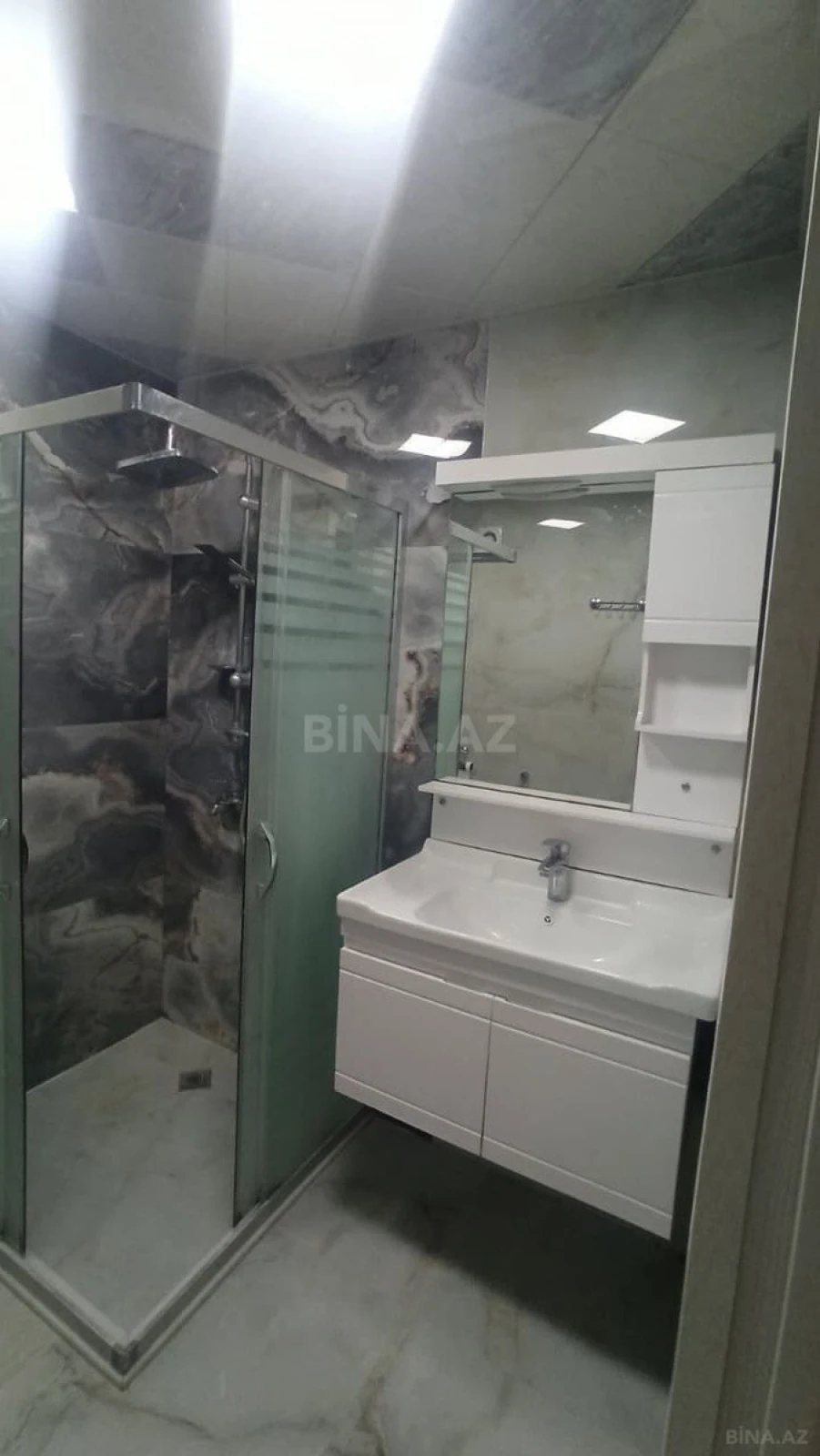 Kirayə verilir 3 otaqlı mənzil 68 m²