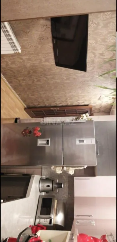 Satılır 4 otaqlı mənzil 100 m²