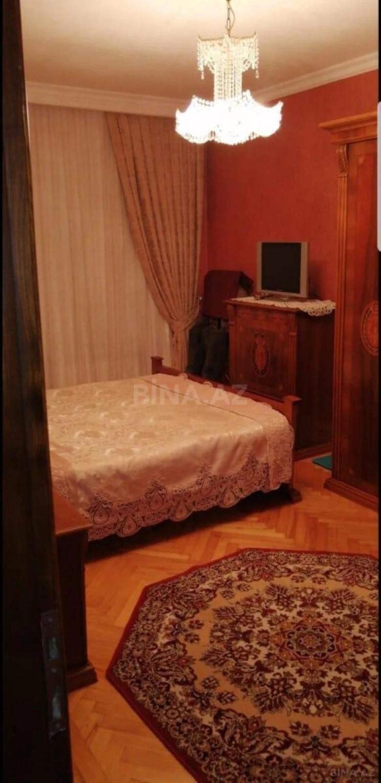 Satılır 4 otaqlı mənzil 100 m²