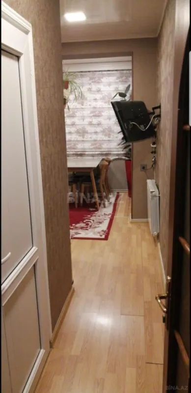 Satılır 4 otaqlı mənzil 100 m²