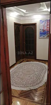 Satılır 4 otaqlı mənzil 100 m²