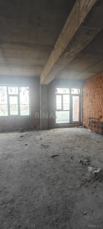 Satılır 3 otaqlı mənzil 150 m²
