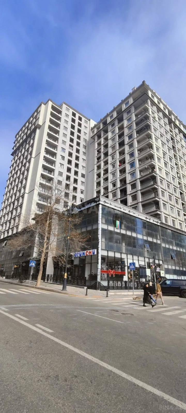 Satılır 3 otaqlı mənzil 150 m²