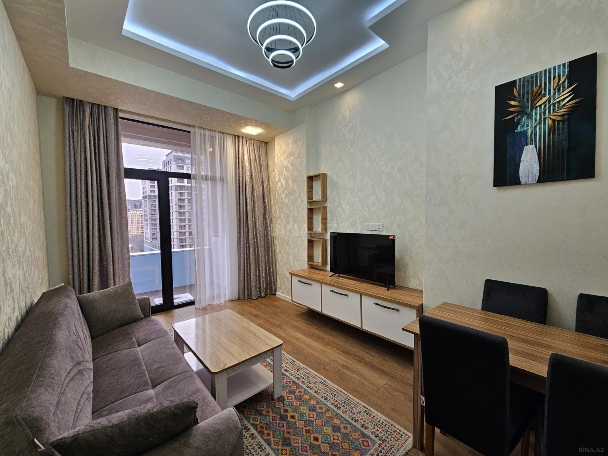 Kirayə verilir 2 otaqlı mənzil 55 m²