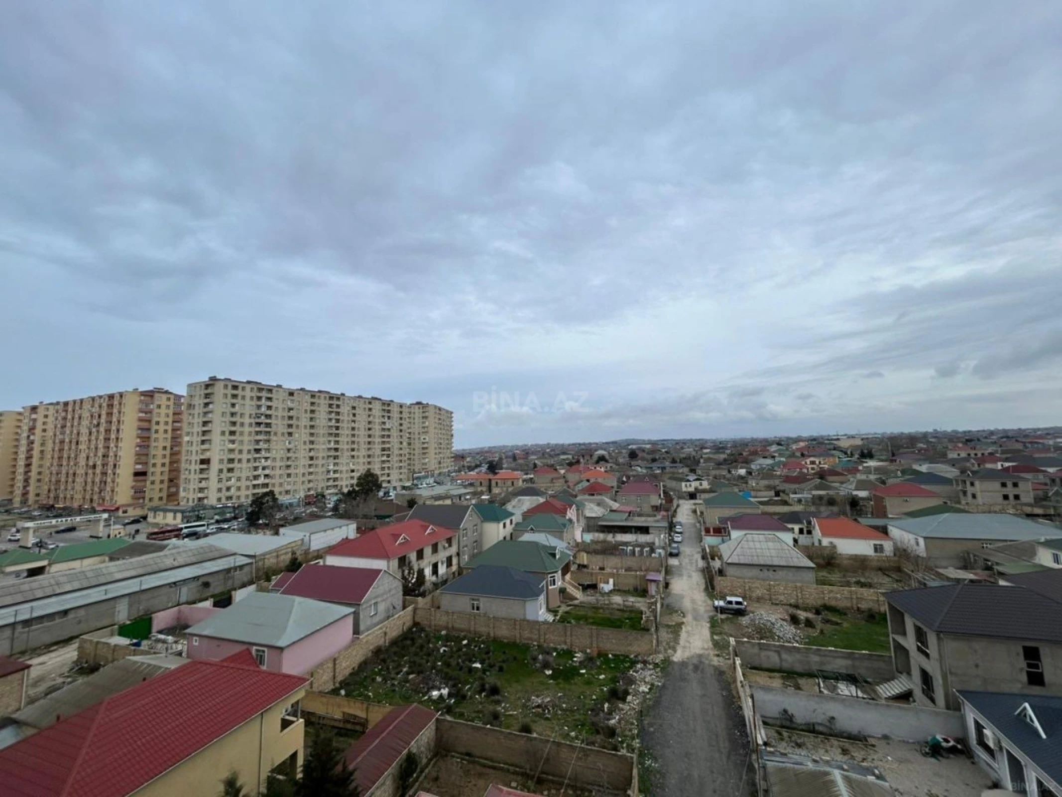 Satılır 3 otaqlı mənzil 74.2 m²