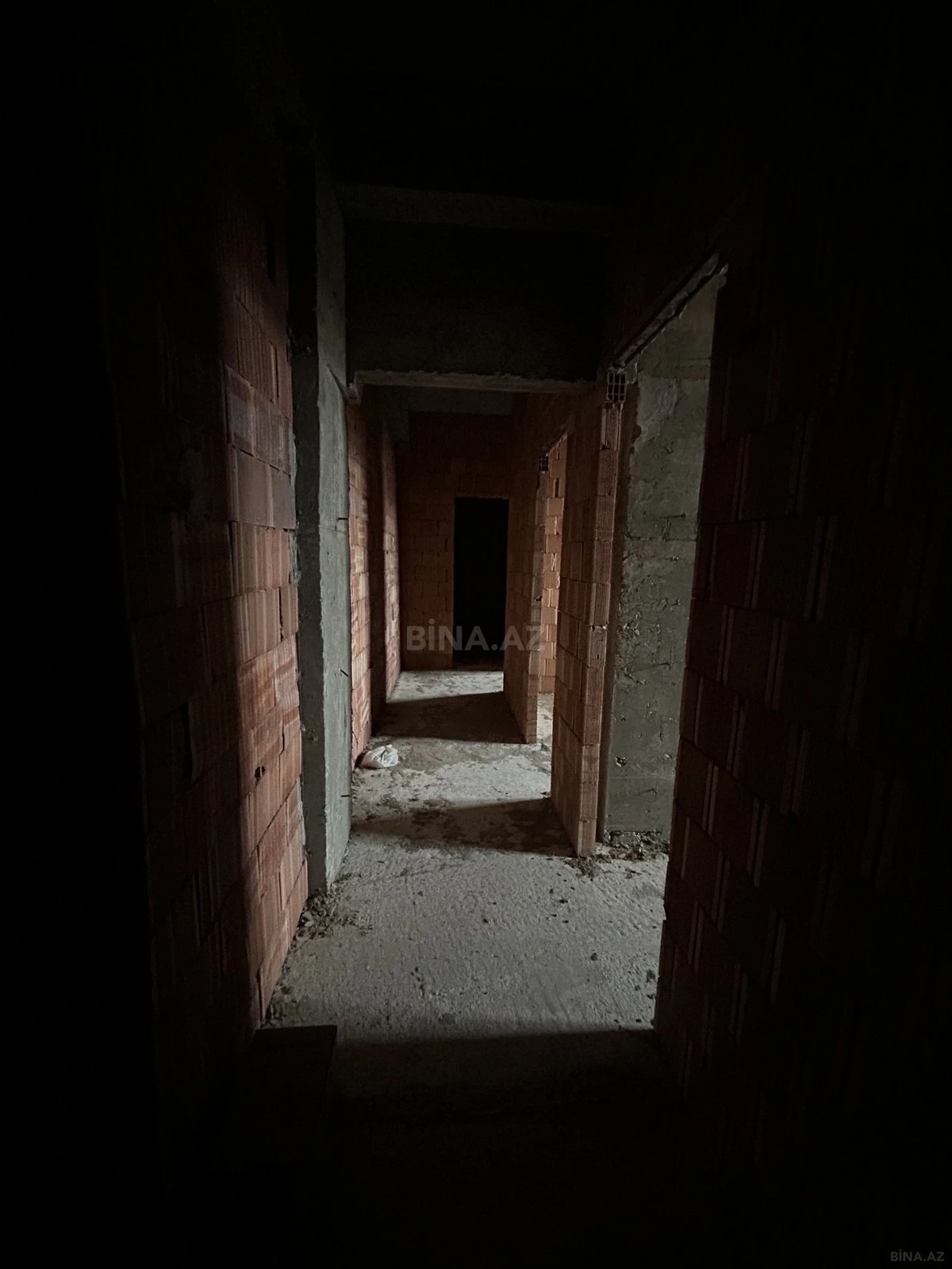 Satılır 3 otaqlı mənzil 74.2 m²