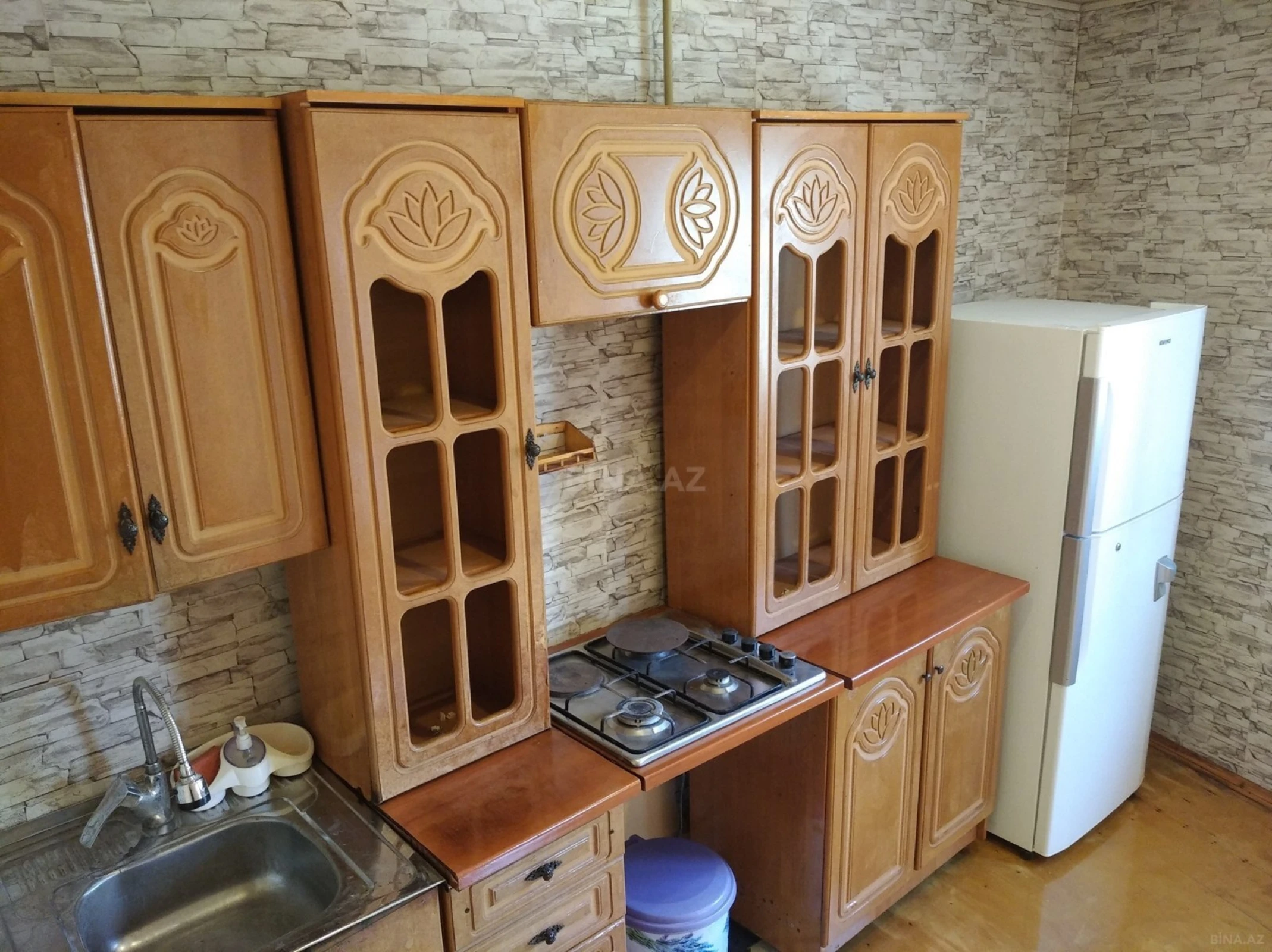 Kirayə verilir 3 otaqlı mənzil 70 m²