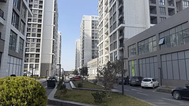 Satılır obyekt 76.1 m² — Bakı 76.10 m²