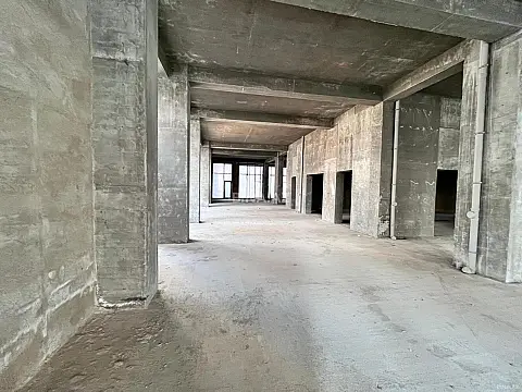 Satılır obyekt 148.4 m²