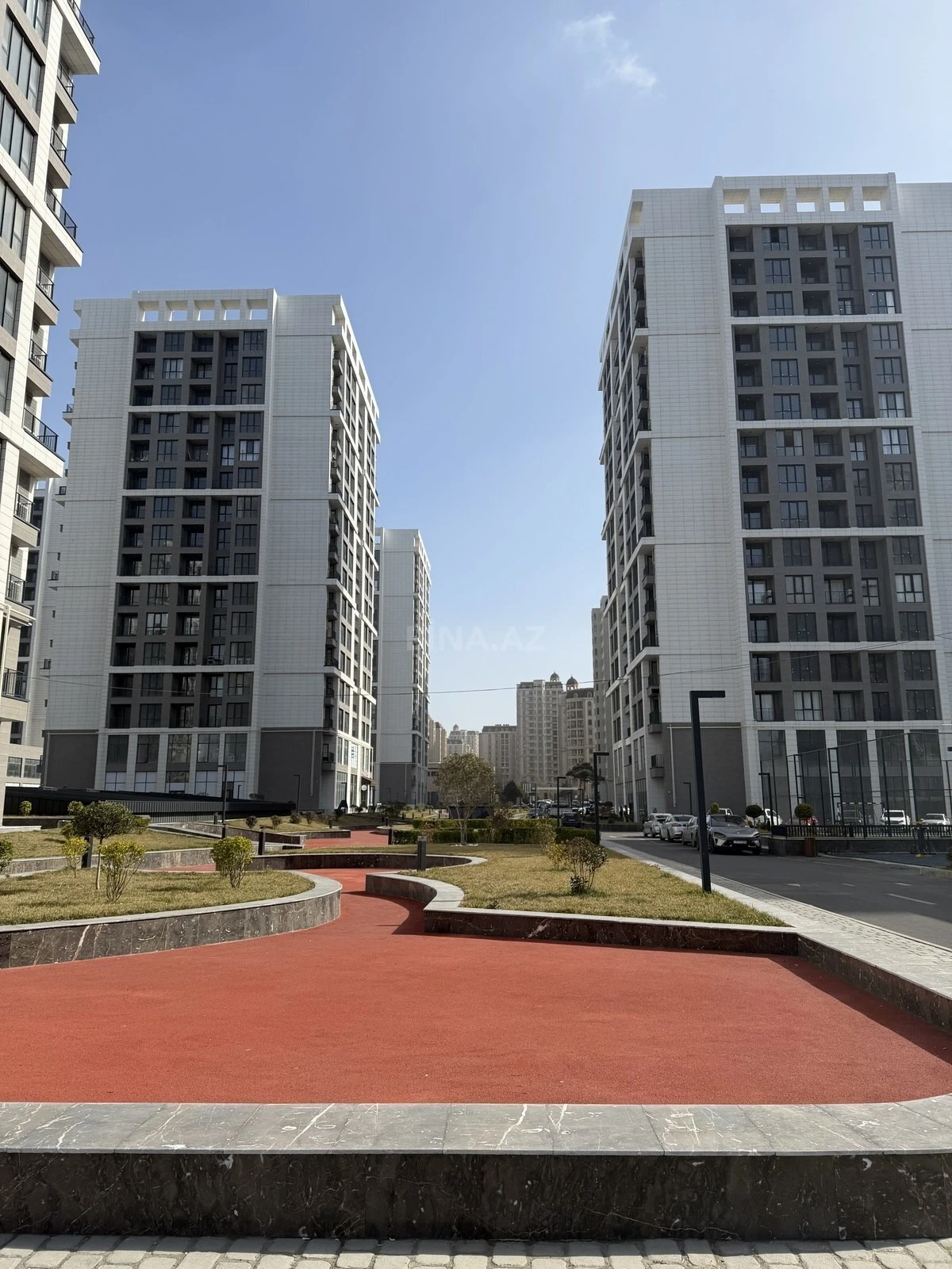 Satılır obyekt 148.4 m²