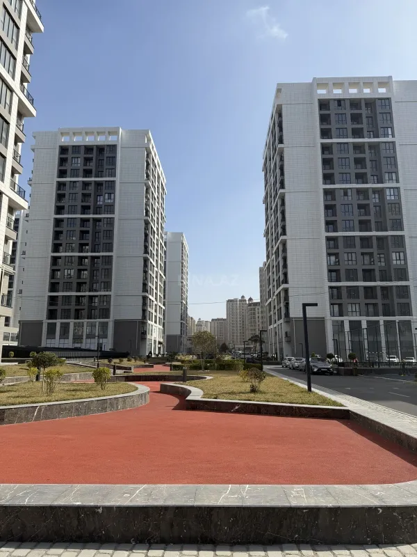 Satılır obyekt 148.4 m²