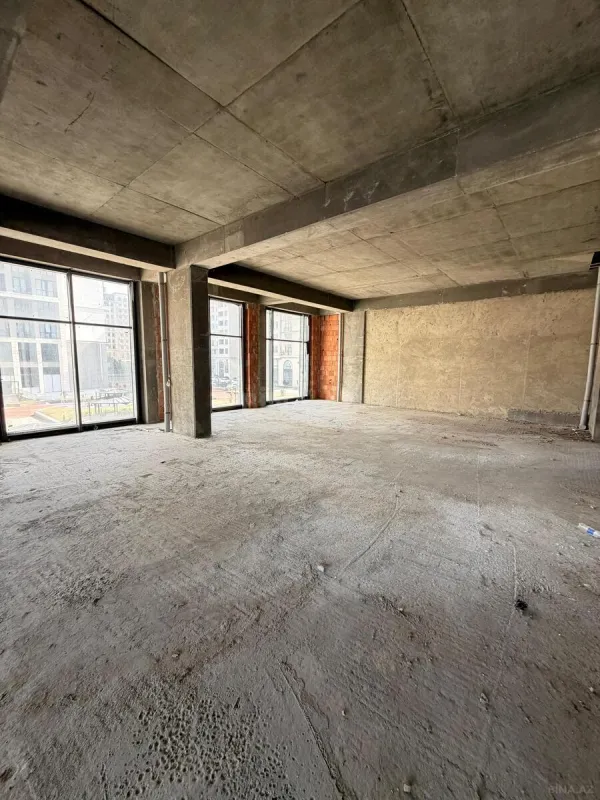 Satılır obyekt 165.8 m²