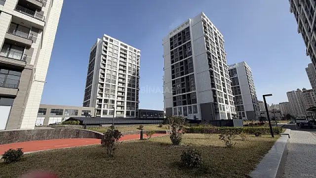 Satılır obyekt 165.8 m²