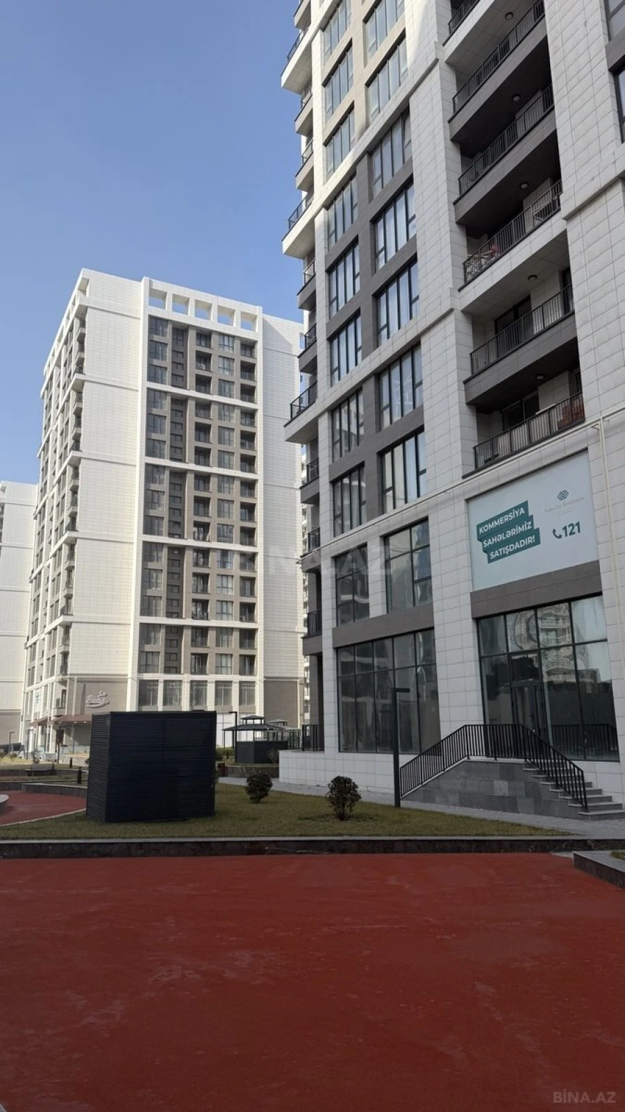 Satılır obyekt 197.8 m²