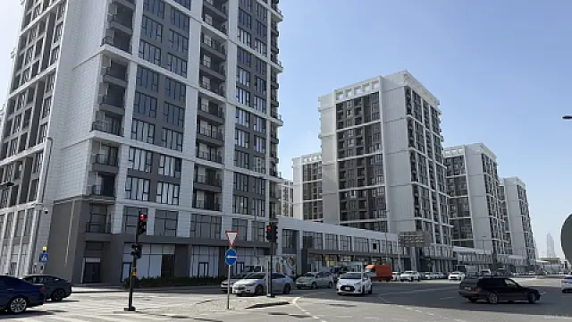 Satılır obyekt 334.1 m² — Bakı 334.10 m²