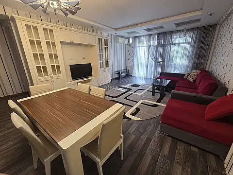 Kirayə verilir 3 otaqlı mənzil 165 m² — Bakı, Nərimanov 3 otaq 165.00 m²