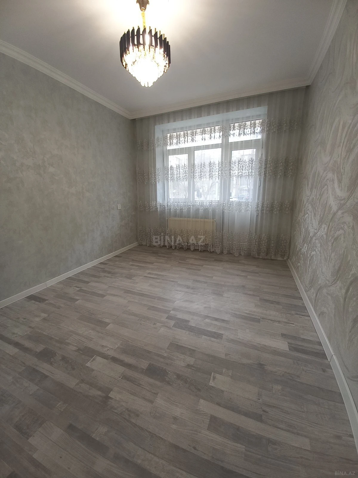 Satılır 2 otaqlı mənzil 60 m²