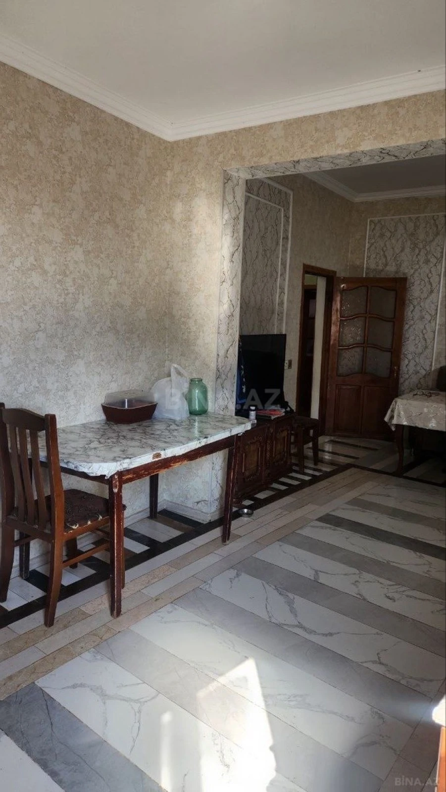 Satılır 5 otaqlı həyət evi 250 m²