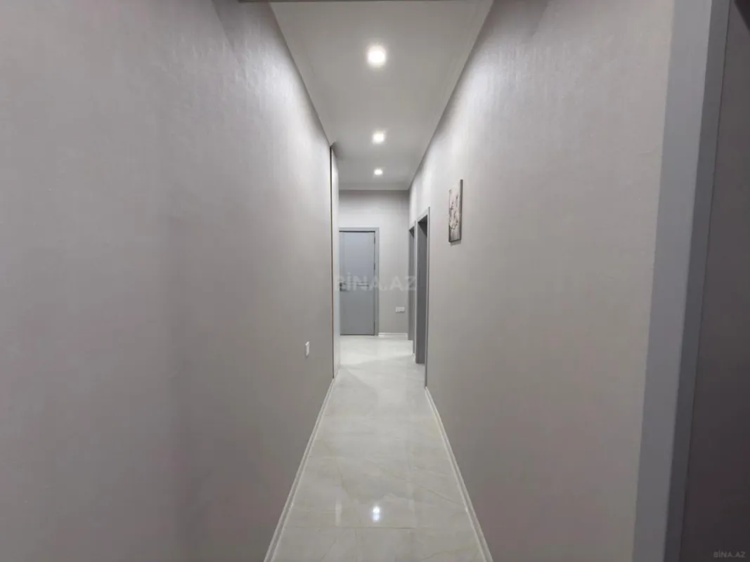 Kirayə verilir 2 otaqlı mənzil 105 m²