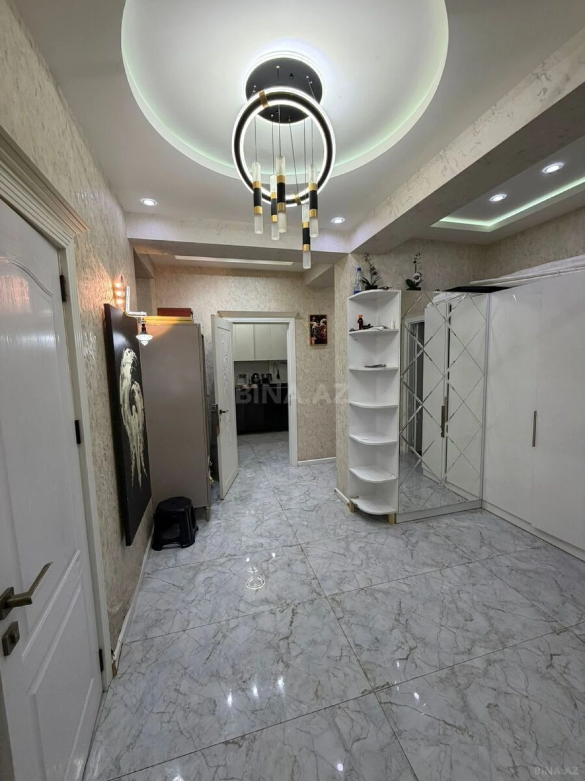 Satılır 3 otaqlı mənzil 100 m²