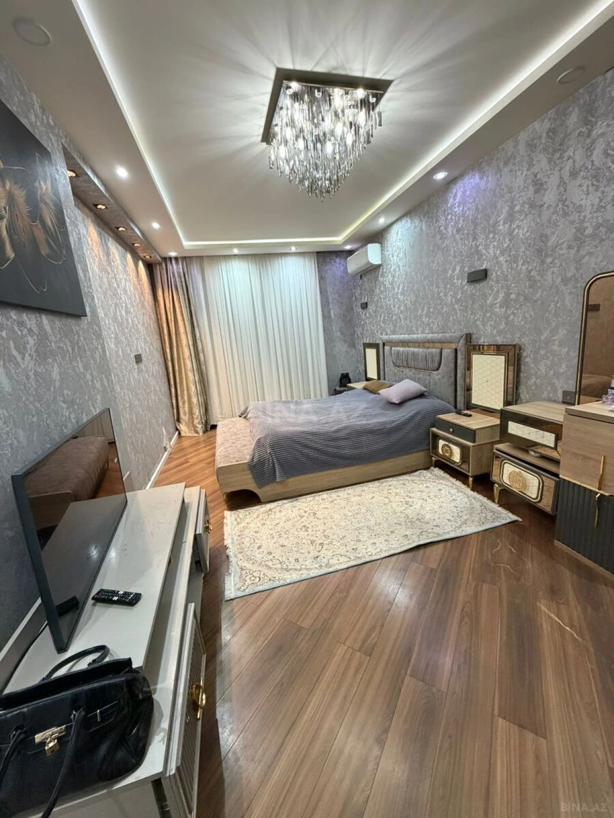 Satılır 3 otaqlı mənzil 100 m²