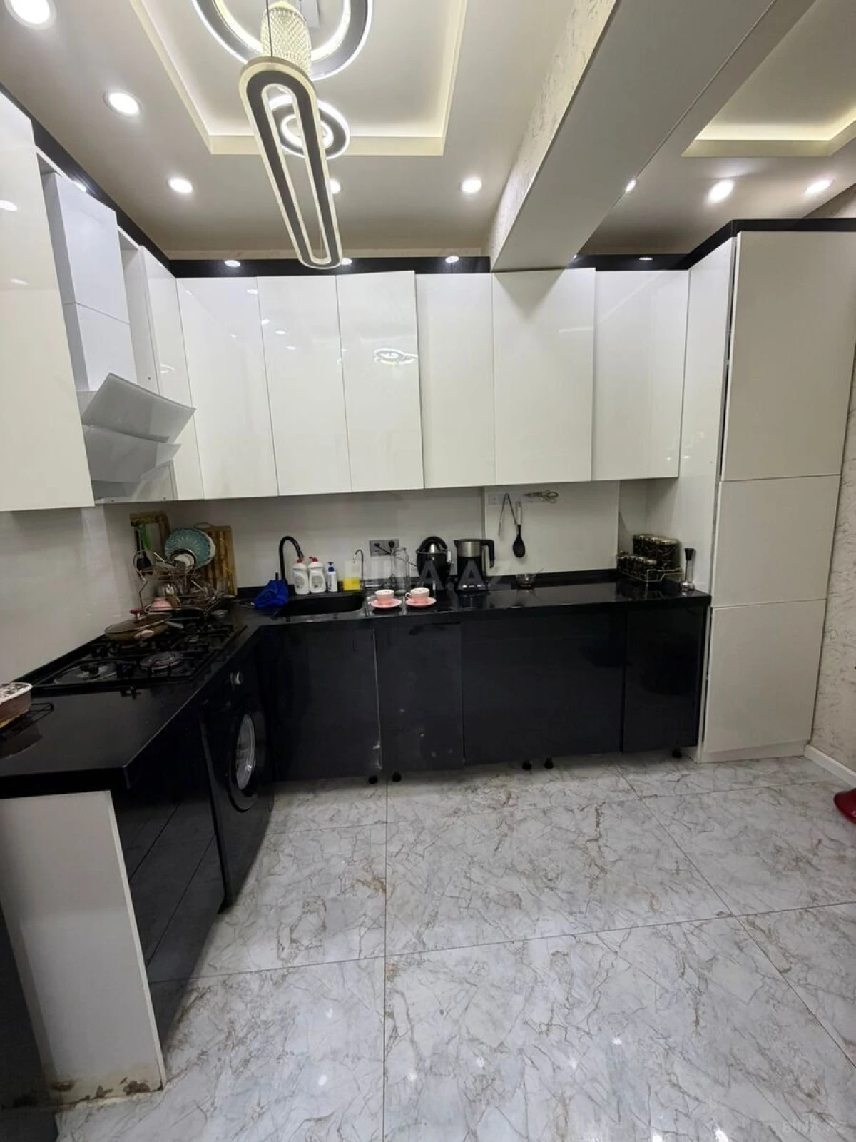 Satılır 3 otaqlı mənzil 100 m²