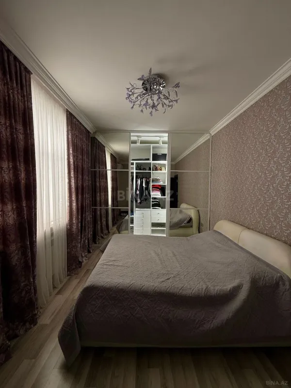 Satılır 3 otaqlı mənzil 105 m²