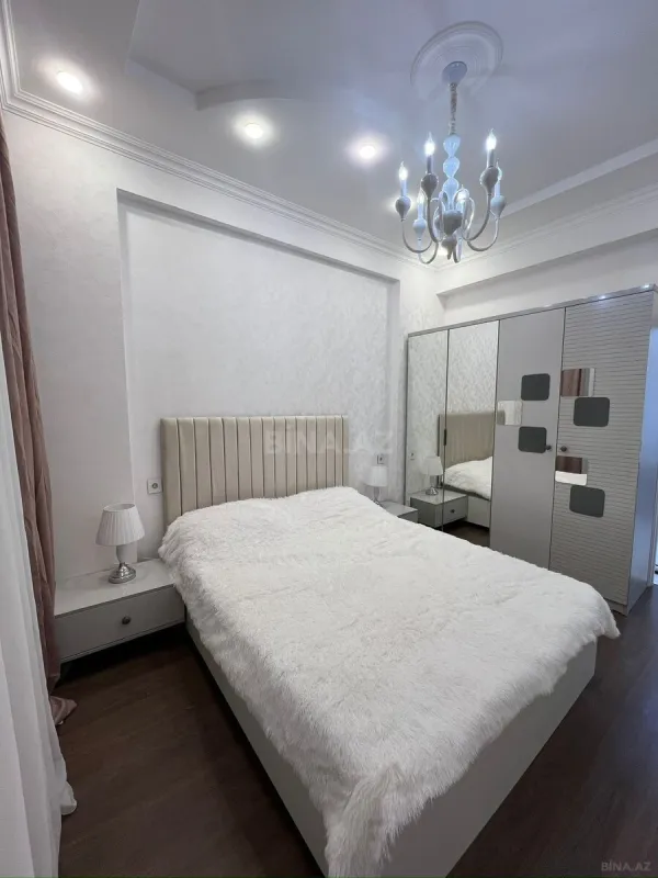 Kirayə verilir 2 otaqlı mənzil 70 m²