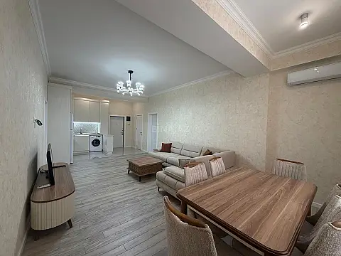 Kirayə verilir 3 otaqlı mənzil 110 m² — Bakı 3 otaq 110.00 m²