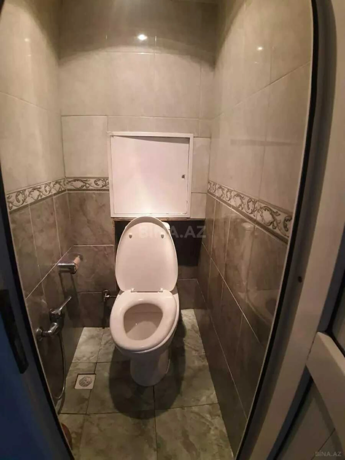 Satılır 4 otaqlı mənzil 110 m²