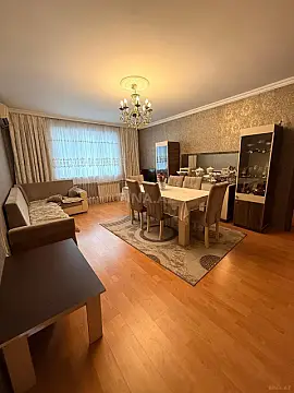 Satılır 4 otaqlı mənzil 110 m²