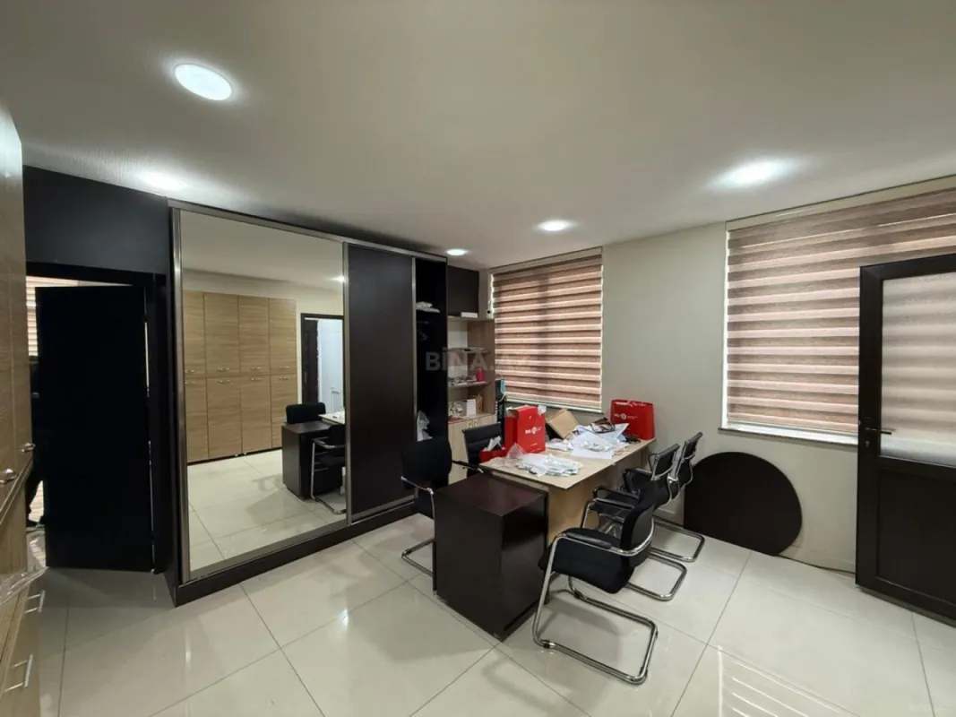 Kirayə verilir 3 otaqlı ofis 100 m²