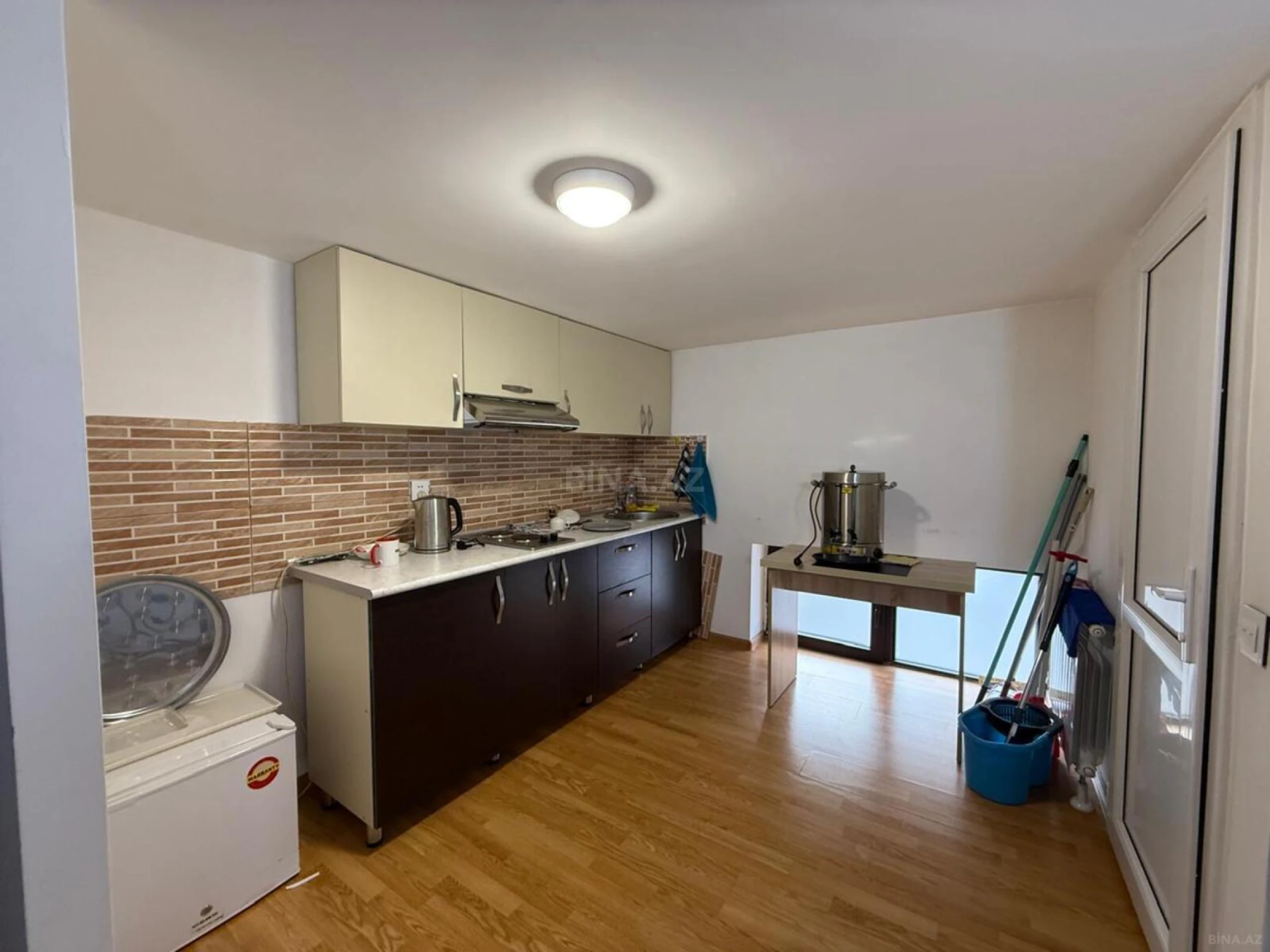 Kirayə verilir 3 otaqlı ofis 100 m²