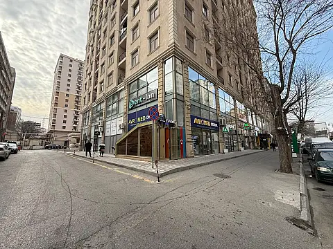 Kirayə verilir 3 otaqlı ofis 100 m² — Bakı 3 otaq 100.00 m²