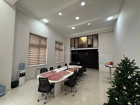 Kirayə verilir 3 otaqlı ofis 100 m²